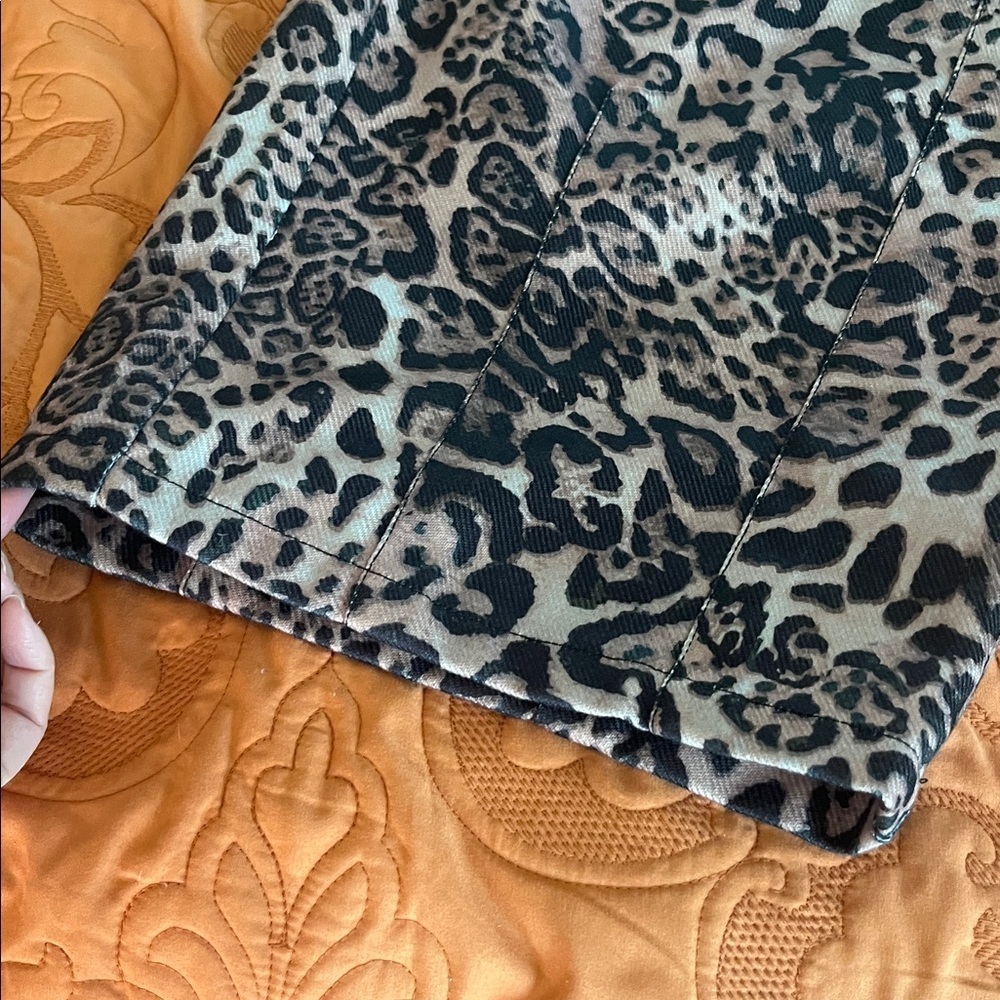 Peppermayo Greedy Animal Print Cargo Pants, size 18 - Picture 8 of 11
